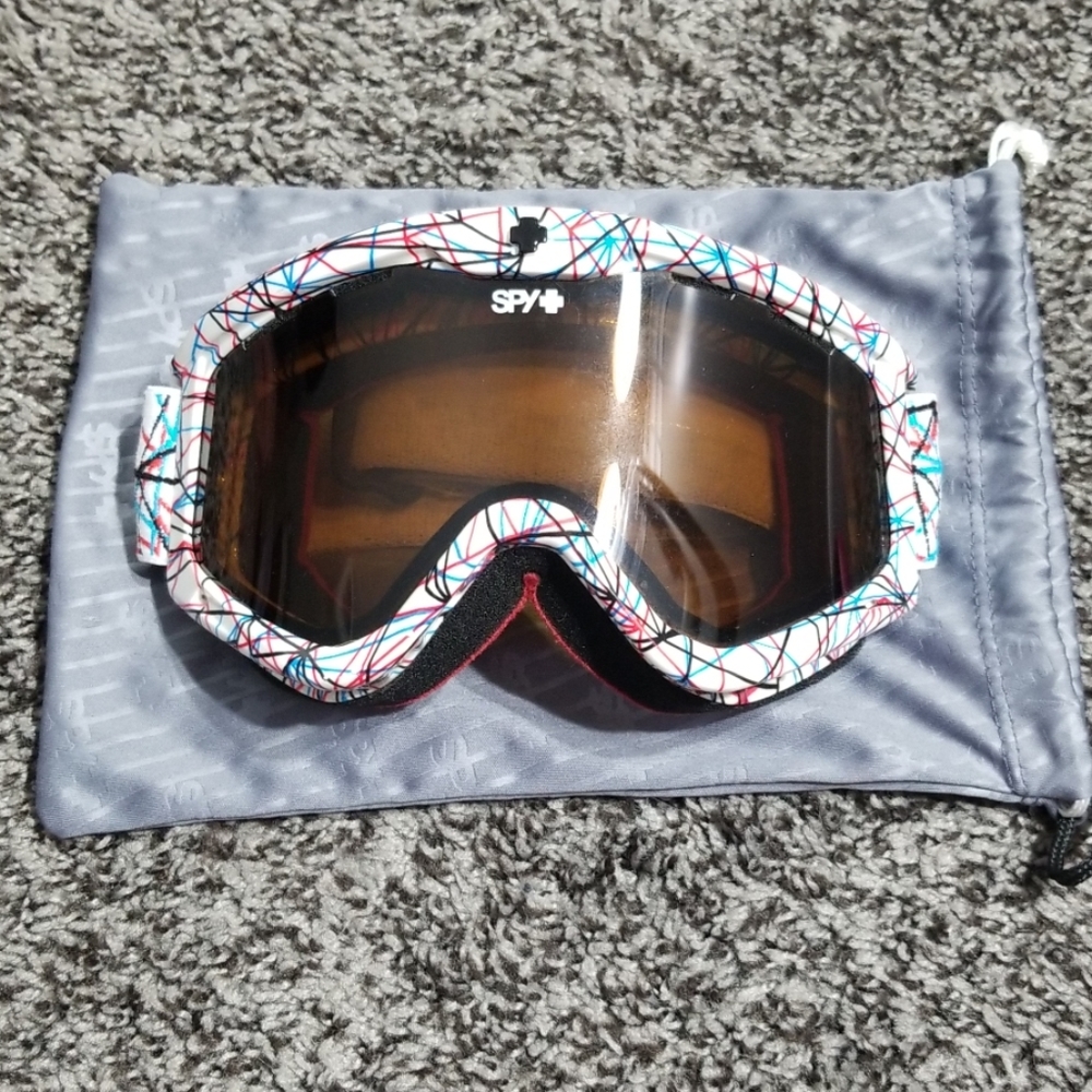 Spy snow goggles